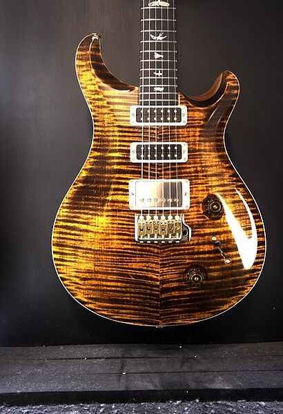 PRS Studio 10 Top 